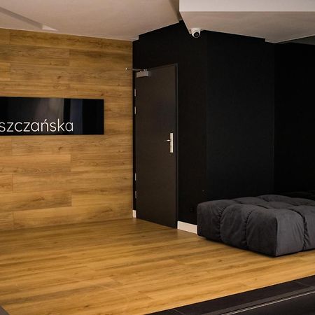 Urban Space Apartament 80 - Free Parking ヴロツワフ エクステリア 写真