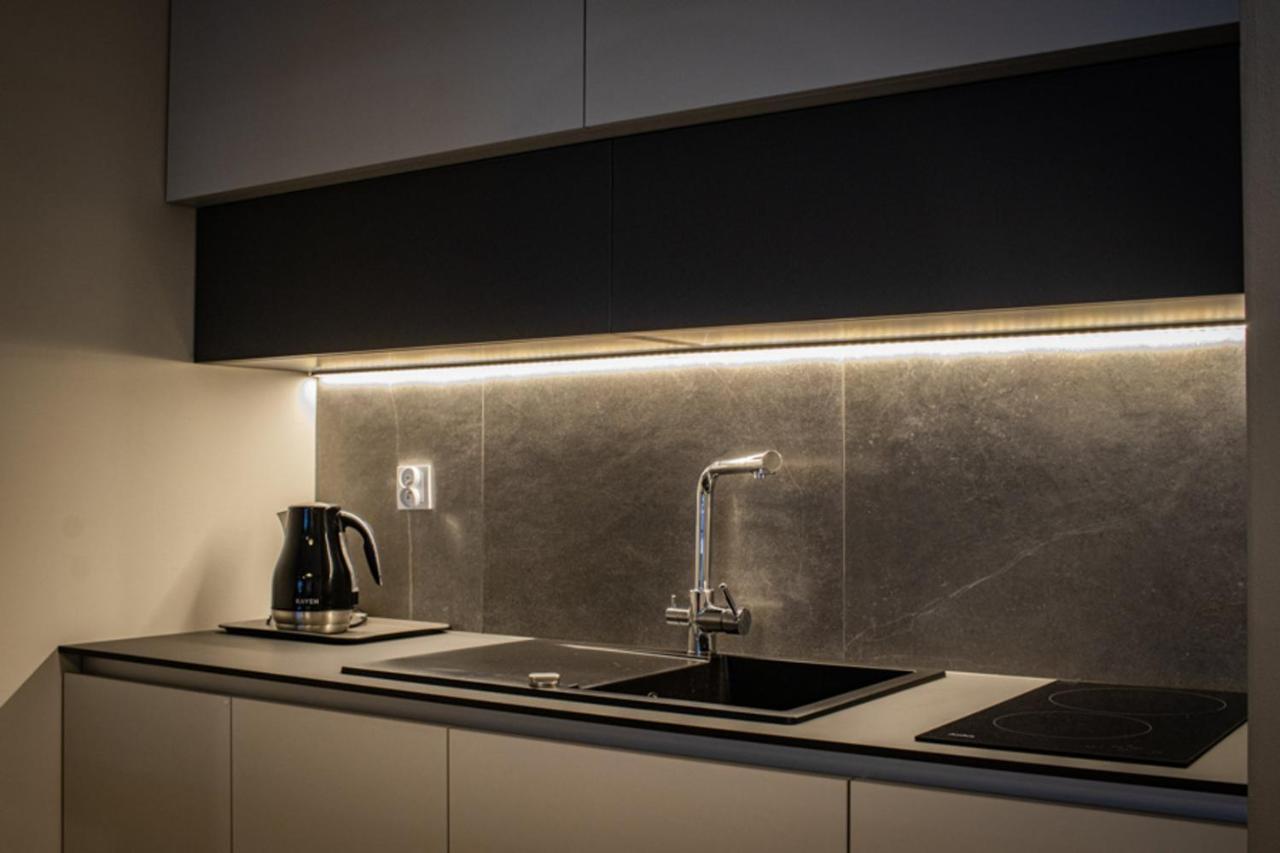 Urban Space Apartament 80 - Free Parking ヴロツワフ エクステリア 写真